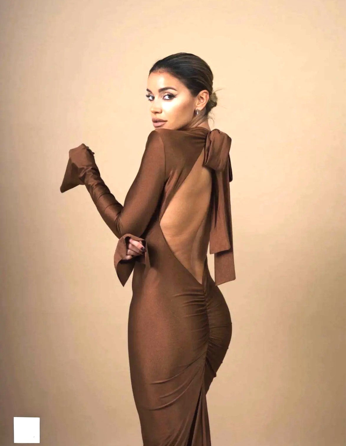 Εξώπλατο φόρεμα-fv0001